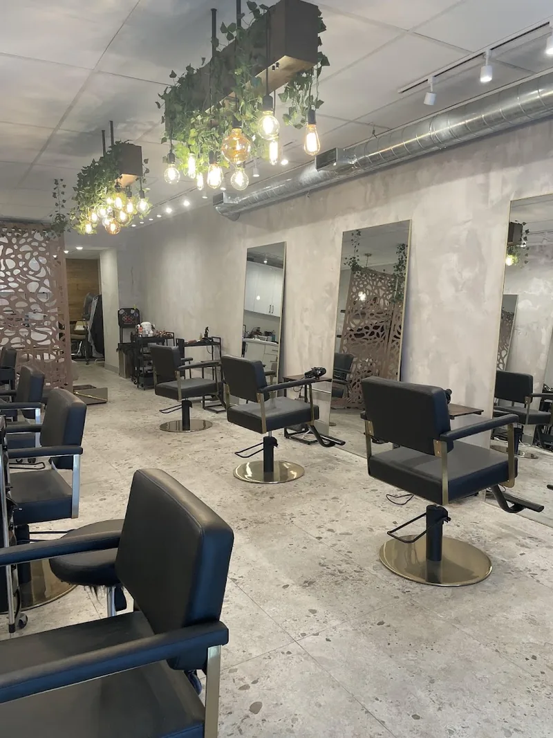 Hair salons in Toronto