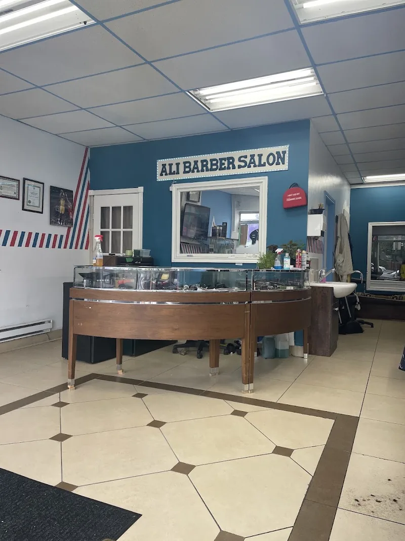 Ali Barber Salon