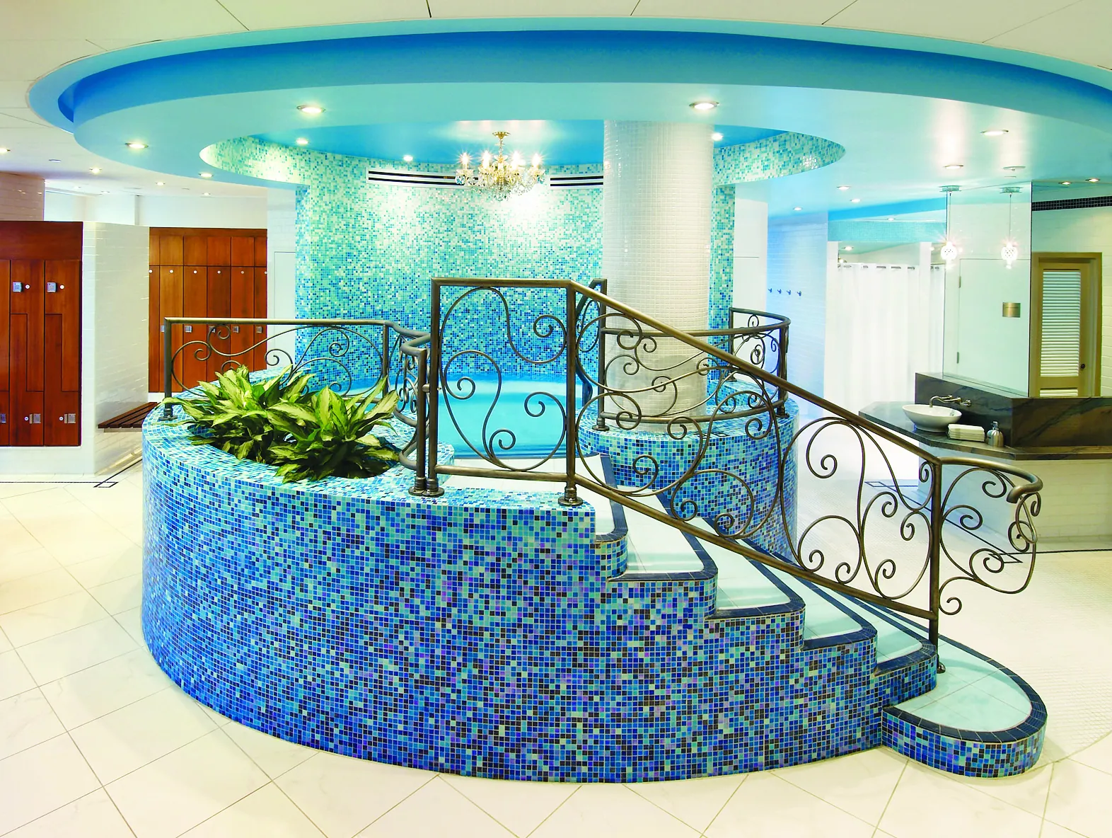 Elmwood Spa, beauty salon at 18 Elm Street in Old Toronto, Toronto