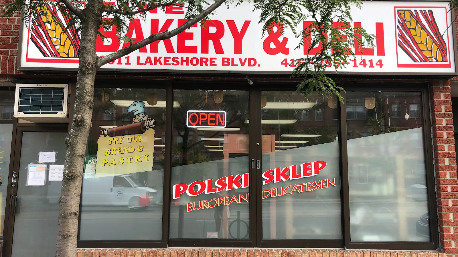 Fine Bakery and Deli, bakery at 3011 Lake Shore Boulevard West in Etobicoke, Toronto