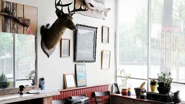 Hastings Barber Shop Cabbagetown, hair salon at 251 Gerrard Street East in Old Toronto, Toronto