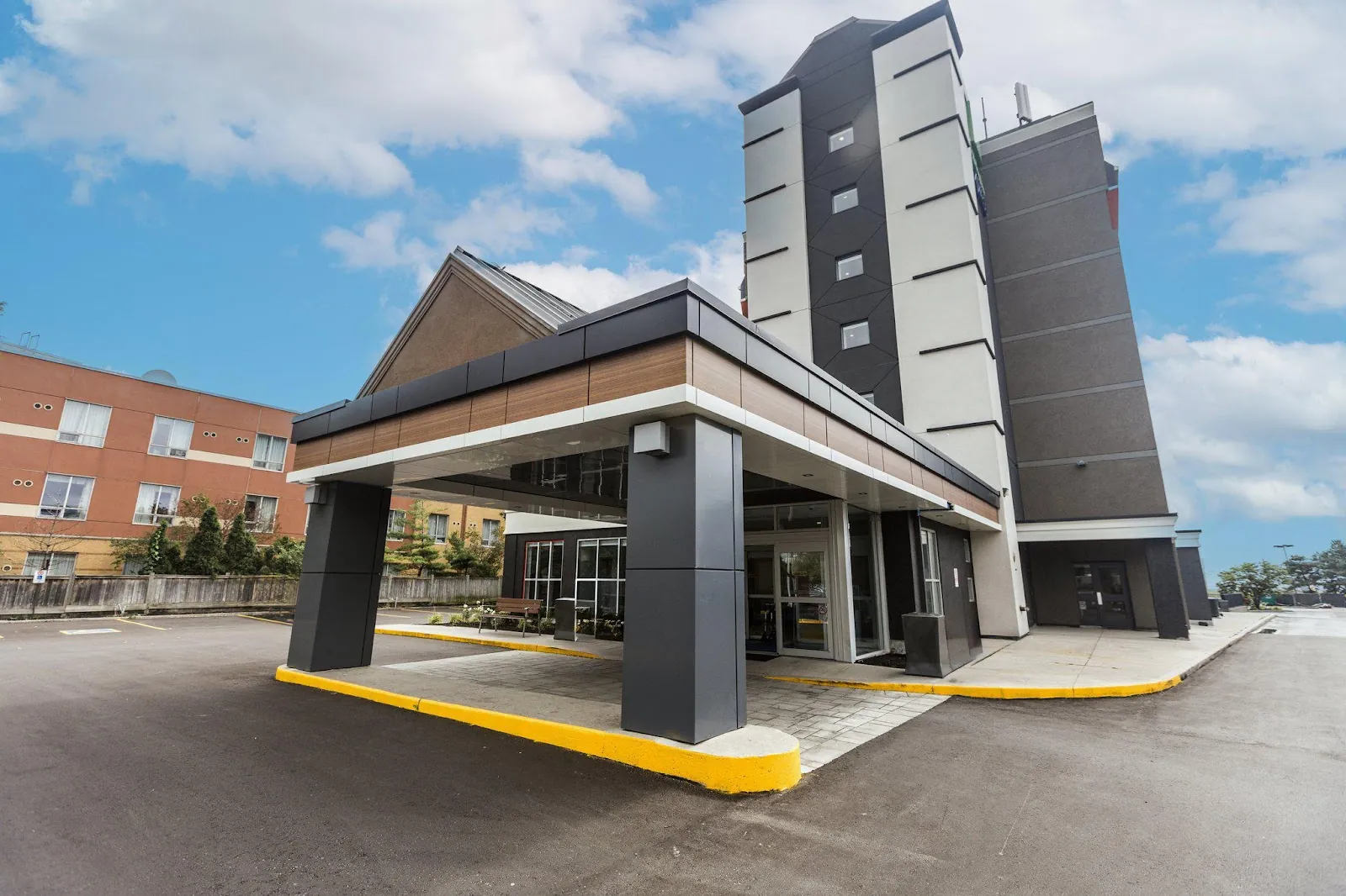 Holiday Inn Express, hotel at 30 Norfinch Drive in Etobicoke, Toronto