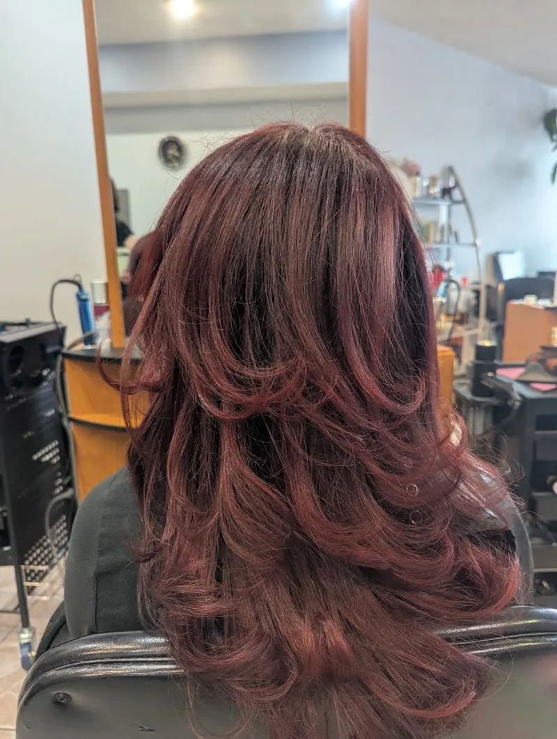 J J Hairstylist & Skincare