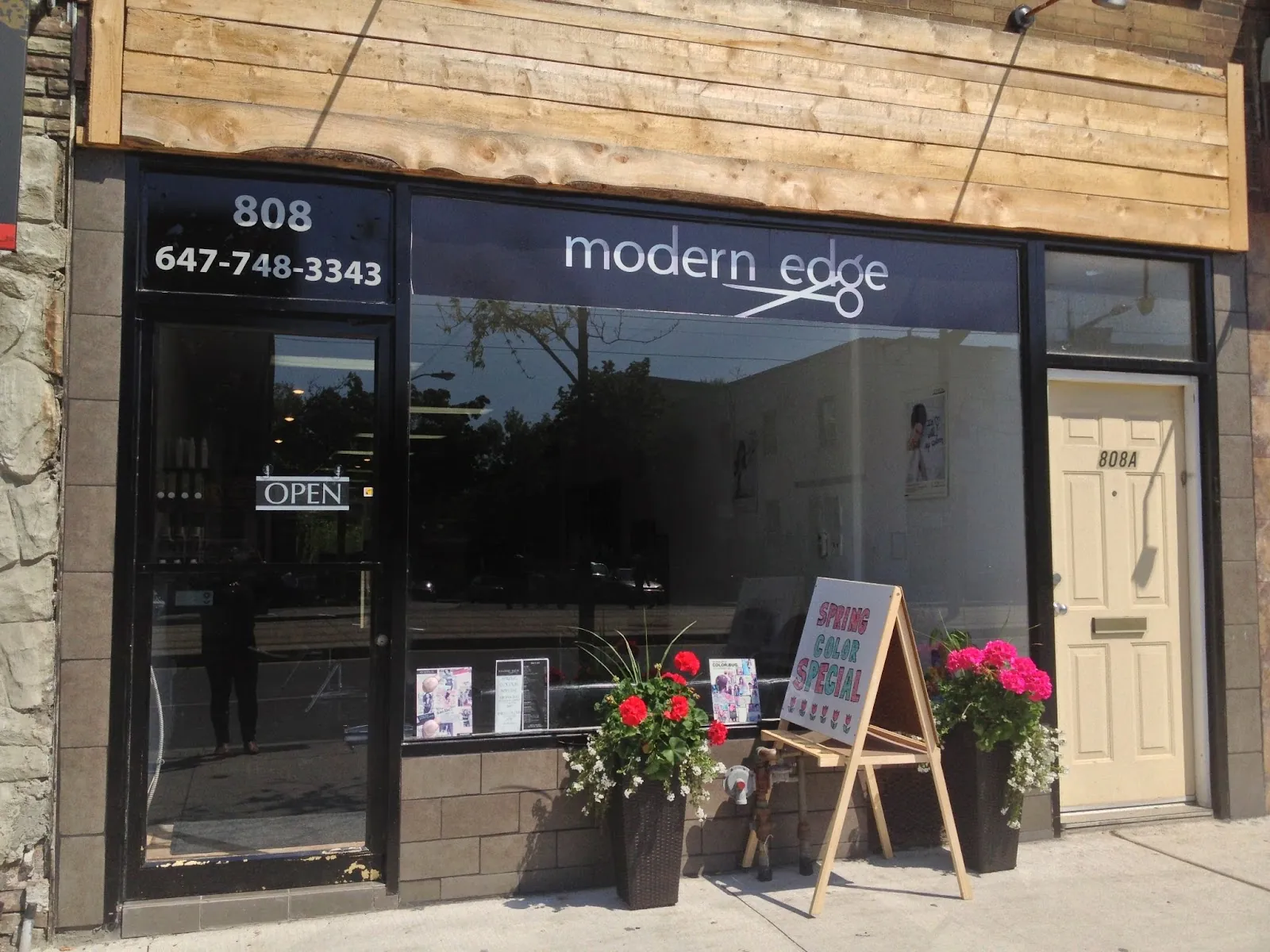 Modern Edge Salon, hair salon at 808 St. Clair Avenue West in York, Toronto