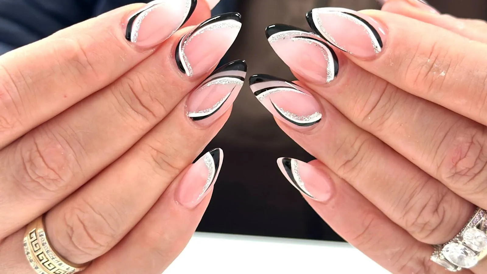 Star Nails, beauty salon at 442 Parliament Street in Old Toronto, Toronto