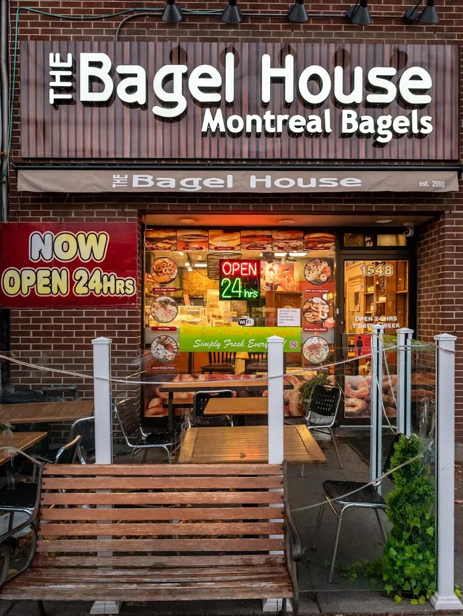 The Bagel House, bakery at 1722 Avenue Road in Old Toronto, Toronto