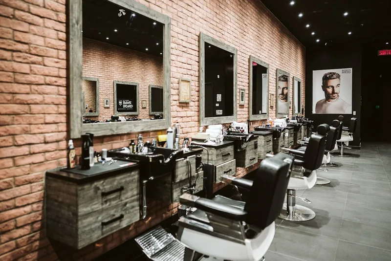 The Men's Chair Barber, hair salon at 7 Erskine Avenue in Old Toronto, Toronto