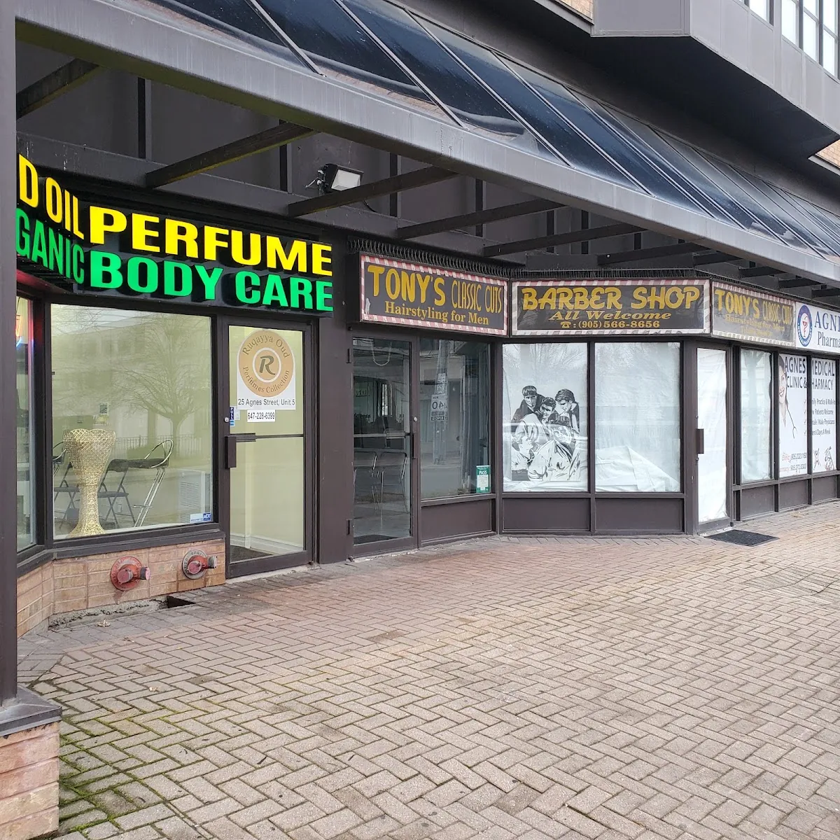 Tony’s Classic Cuts, hair salon at 25 Agnes Street in Etobicoke, Toronto