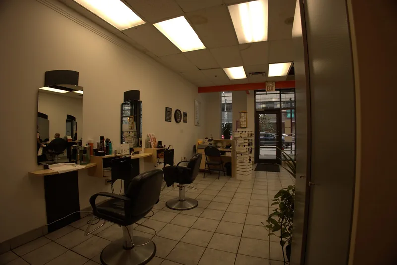 Topcuts, hair salon at 801 College Street in Old Toronto, Toronto