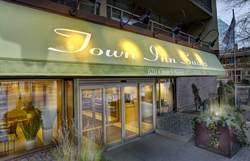 Town Inn Suites, hotel at 620 Church Street in Old Toronto, Toronto