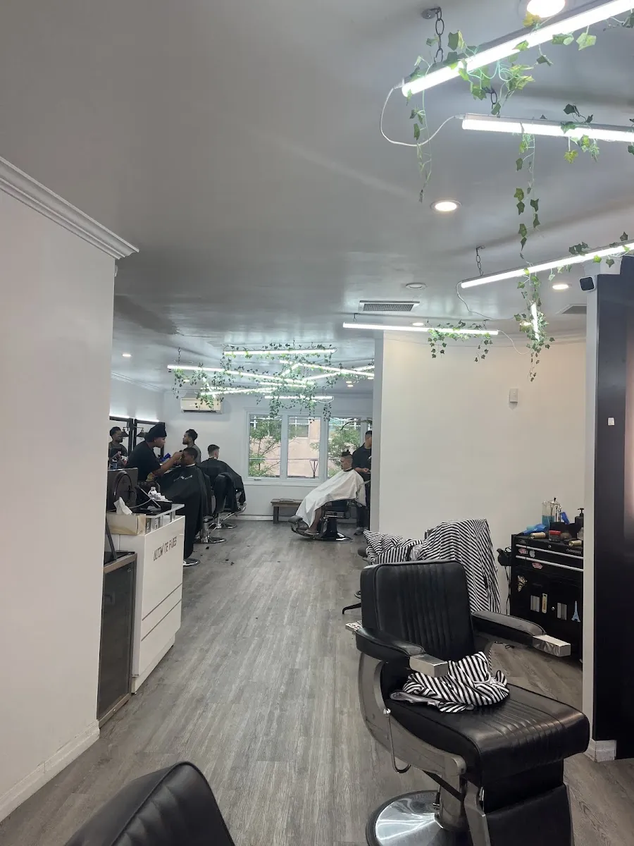 Ultimate Fades, hair salon at 132 Redpath Avenue in Old Toronto, Toronto