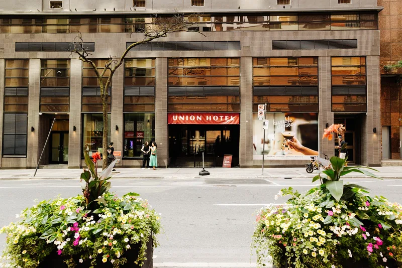 Union Hotel, hotel at 60 York Street in Old Toronto, Toronto